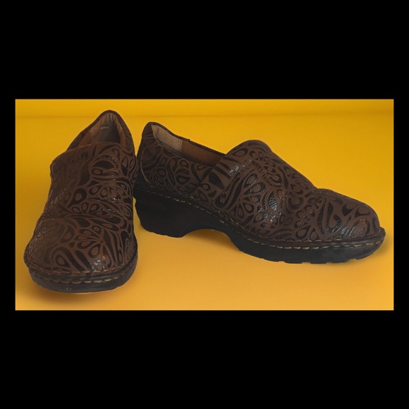 B.O.C. BORN Concept Women Brown Tooled Leather Comfort Nursing Clog...Sz 8.5 - Picture 7 of 14